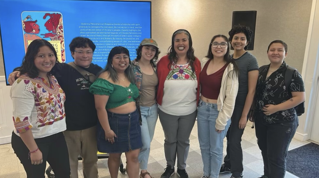 Group photo of group of La Familia Students